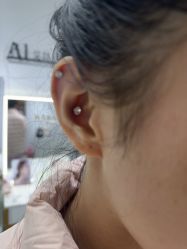 -AI艾耳·专业手穿耳洞·穿孔美学馆