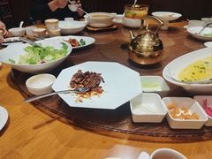 -乐忻皇朝(上海中心大厦店)