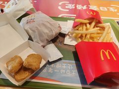 -麦当劳(普陀香溢花城店)