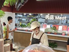 -四囍码头海鲜烧烤自助火锅(外滩南京东路悦荟广场店)