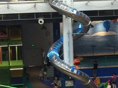 -蒙特利亲子乐园