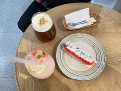 -共舞时光猫咖·狗咖(新街口店)