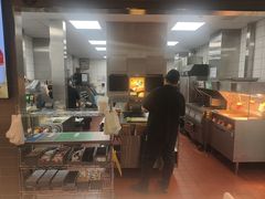 -麦当劳(轻轨曹杨路店)
