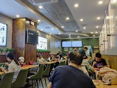 大堂-螺小胖柳州螺蛳粉(钟楼总店)