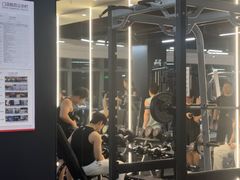 -瑞力健身(解放数创广场店)