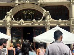 -Majestic Café