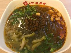 金牌酸辣粉-伤心酸辣粉(体育东路店)