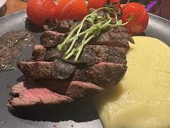 -JINNS锦时 steak&pizza(浸信会礼拜堂旧址店)