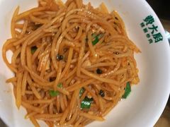 -费大厨辣椒炒肉(万家丽一店)