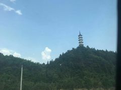 -安吉龙王山峡谷漂流