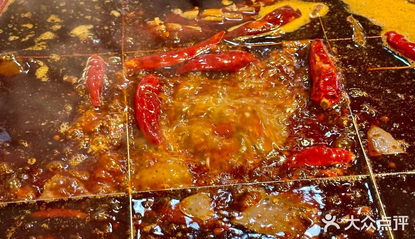 麻麻辣辣，这才是正宗的重庆老火锅嘛❗️