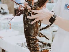-渔人湾码头海鲜市场负二楼