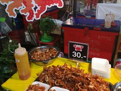 -周日夜市