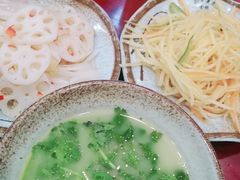 -金杨拉面王小吃面馆·牛三宝面·红烧牛肉粉