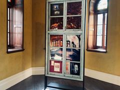 -Nathalie Djurberg与Hans Berg“牛皮纸包裹的月亮”-Prada荣宅当季展览