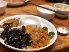-素满香·食养自助(天一广场店)