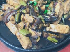 小磨豆腐-胡老三家土菜馆·老店地方特色菜·招牌茅山地锅老鹅