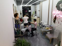 -茶发Salon·烫发染发理发