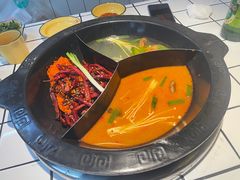 -巴卤社老火锅(财富店)