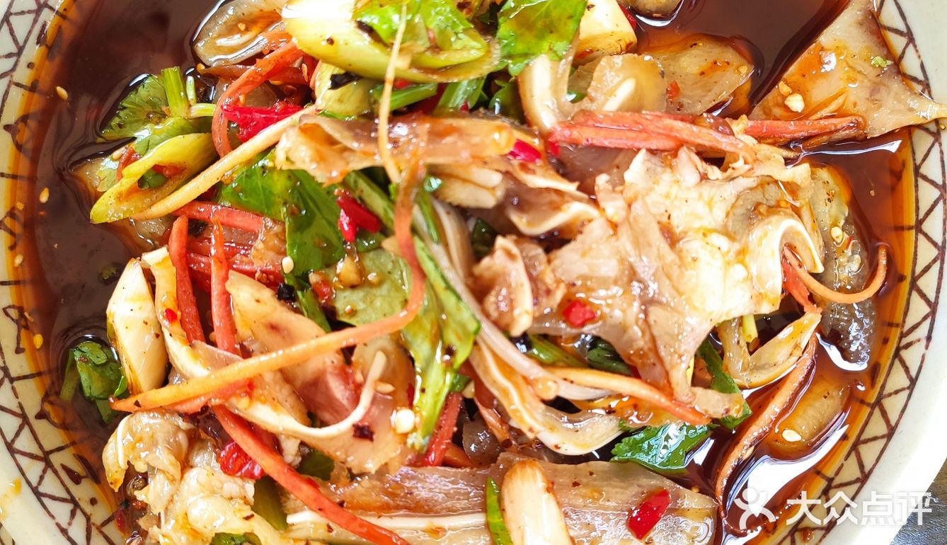 小区旁边的家常小馆一多村拾光坝坝宴(合能店)