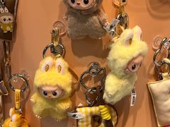 -泡泡玛特POPMART (北京超极合生汇店)