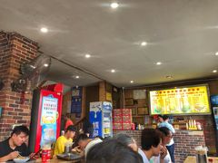 大堂-西环肥仔螺蛳粉(总店)