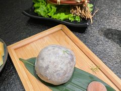 飞鱼籽墨鱼滑-湊湊火锅·茶憩(打浦桥日月光店)