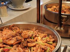 -涨巢·潮玩水疗局