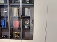 -百安居装修建材卖场(泰然店)