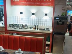 -鸡遇虾煲干锅火锅(小寨金莎店)