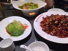 -茅庐川菜(威高广场店)