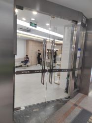 -首脑美发沙龙