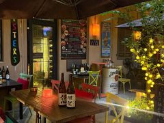 -SISTERS BAR RESTAURANT川意酒馆(嘉善老市H楼店)