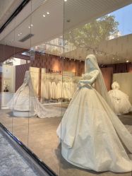 -派丽莫Pellimo原创设计婚纱品牌