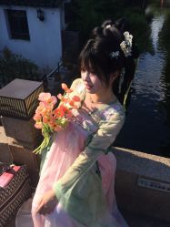 -一揽芳华汉服旗袍体验馆(拙政园店)