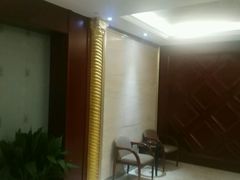 -山明水秀大饭店