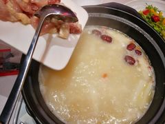 打边炉清远鸡-高第街56号港式餐厅(山大路店)