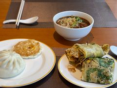 -昆山裕元花园酒店·温莎西餐厅