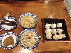 -张家巷美食(南浔店)