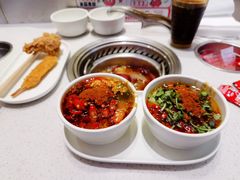 -龍歌自助小火锅(市南金茂湾店)