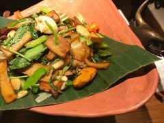 包烧野生牛肝菌-云海肴·汽锅鸡·云南菜(天山百盛优客店)