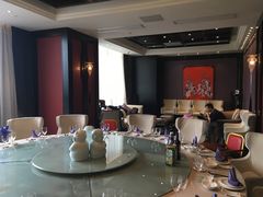 -双子楼大酒店(城开国际写字楼店)