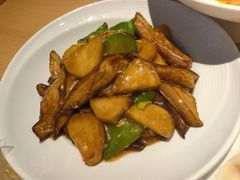 -关东小磨东北菜(上海长风大悦城店)