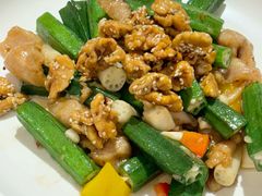 酸藕尖秋葵炒猪肉-宴荟(广州荔湾领展购物广场店)