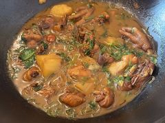 -锅老头海鲜铁锅炖