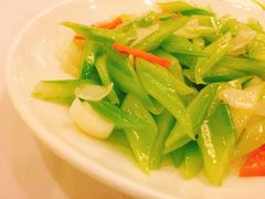 -聚春园自助餐厅(东街口店)