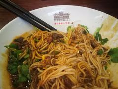 -海口骑楼小吃街