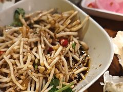 凉拌折耳根-木屋烧烤(龙华店)