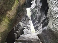 -梭布垭石林景区