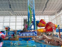 -四季贵州·山地温泉水世界